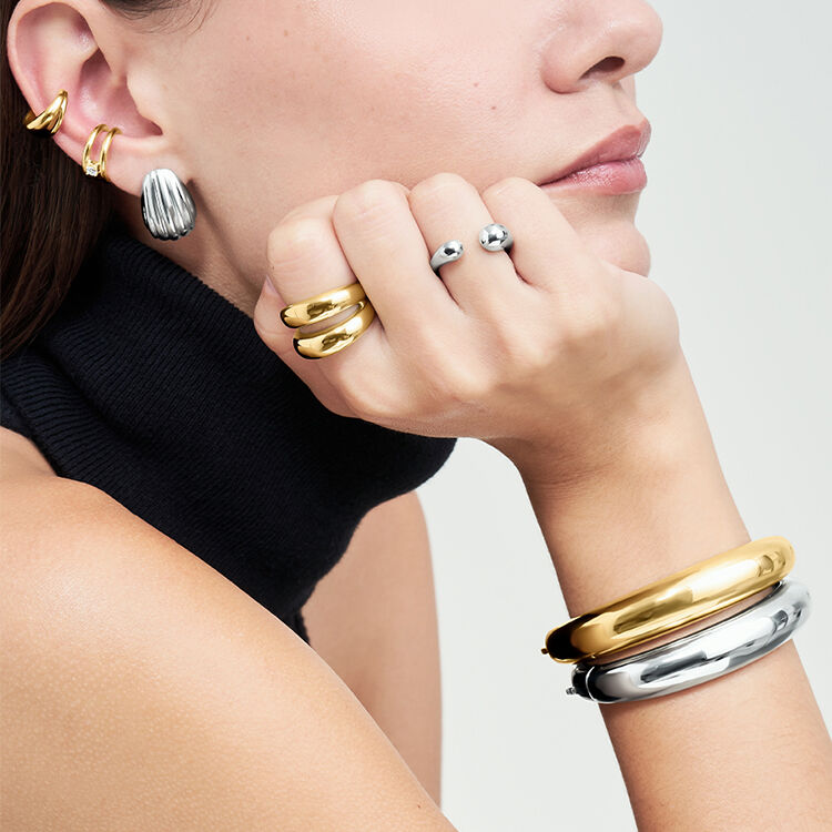 Bracciali