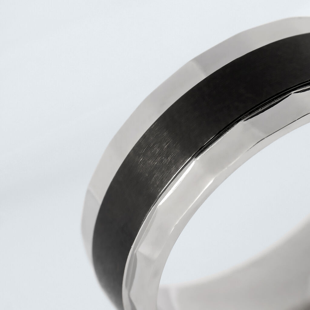 Quando predilige un look pi&ugrave; casual