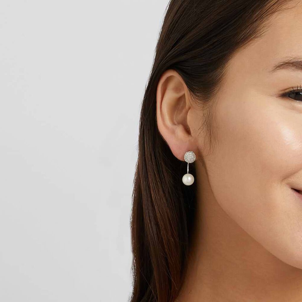 Orecchini in argento e perle