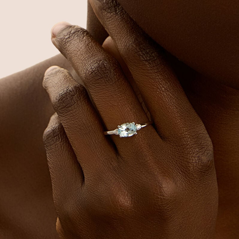 Anello Solitario Amélie Oro Bianco Topazio Cubic Zirconia - Anelli con Pietre Donna | Stroili