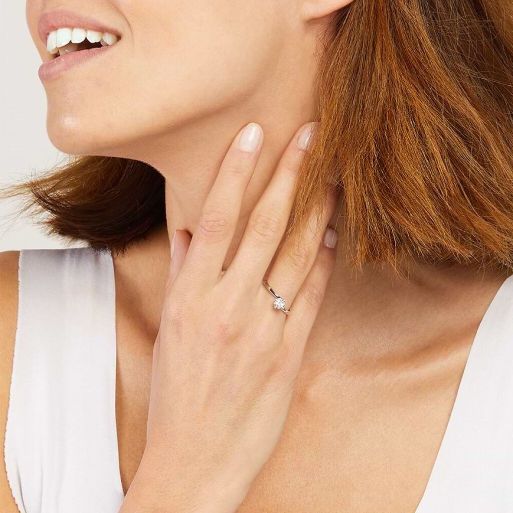 Anello Solitario Valentino In Oro Bianco Con Diamante 0,15 Ct - Anelli con Pietre Donna | Stroili