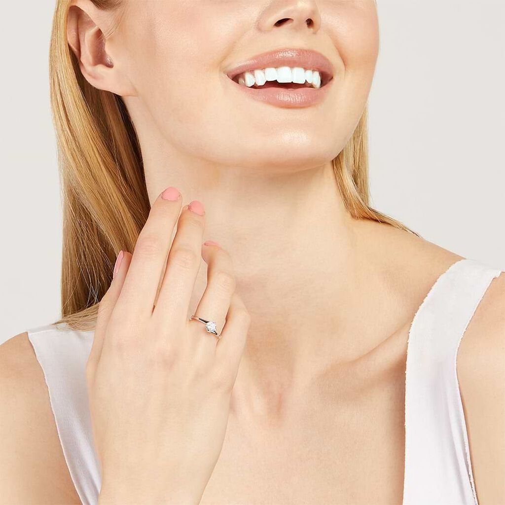 Anello Solitario Valentino In Oro Bianco Con Diamante 0,20 Ct - Anelli con Pietre Donna | Stroili