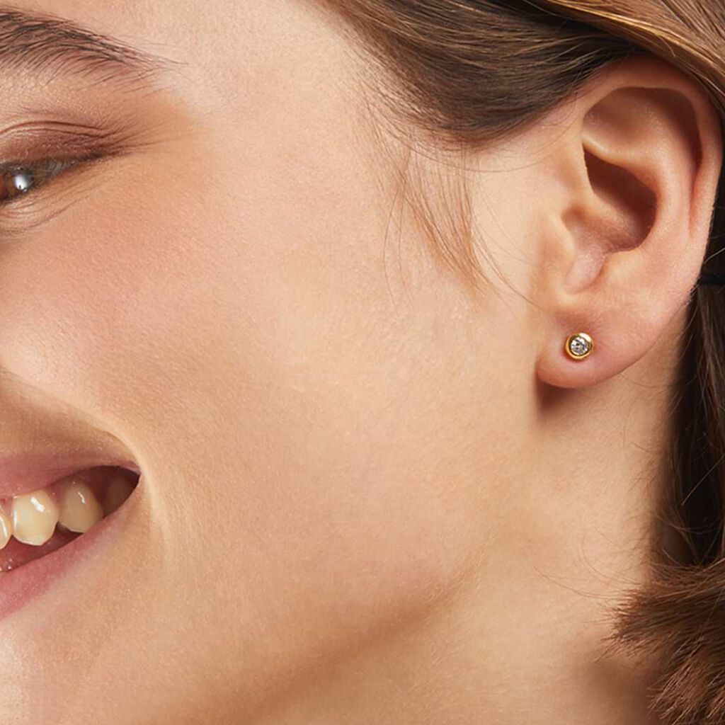Orecchini Lobo Punto Luce Claire Oro Giallo Cubic Zirconia - Orecchini a Lobo Donna | Stroili