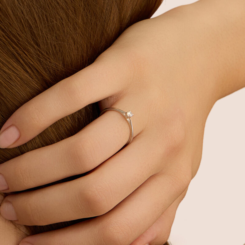 Anello Solitario Grace Oro Bianco Diamante - Anelli con Pietre Donna | Stroili