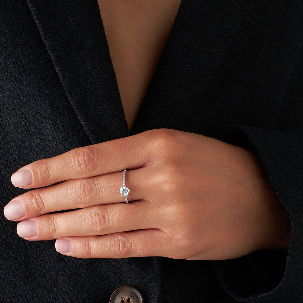 Anello Solitario Claire Oro Bianco Cubic Zirconia - Anelli con Pietre Donna | Stroili