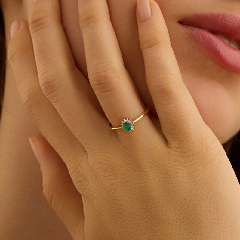Anello Solitario Kate Charlotte Oro Giallo Smeraldo Diamante - Anelli con Pietre Donna | Stroili