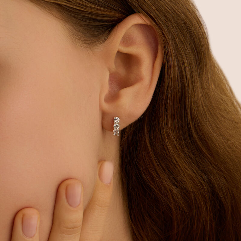 Orecchini Lobo Claire Oro Bianco Cubic Zirconia - Orecchini a Lobo Donna | Stroili