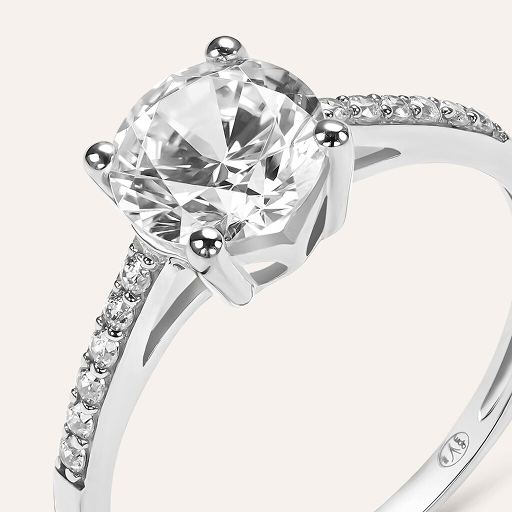 Anello Solitario Claire Oro Bianco Cubic Zirconia - Anelli con Pietre Donna | Stroili