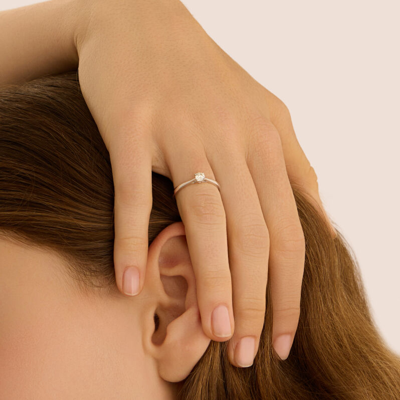 Anello Solitario Grace Oro Bianco Diamante - Anelli con Pietre Donna | Stroili