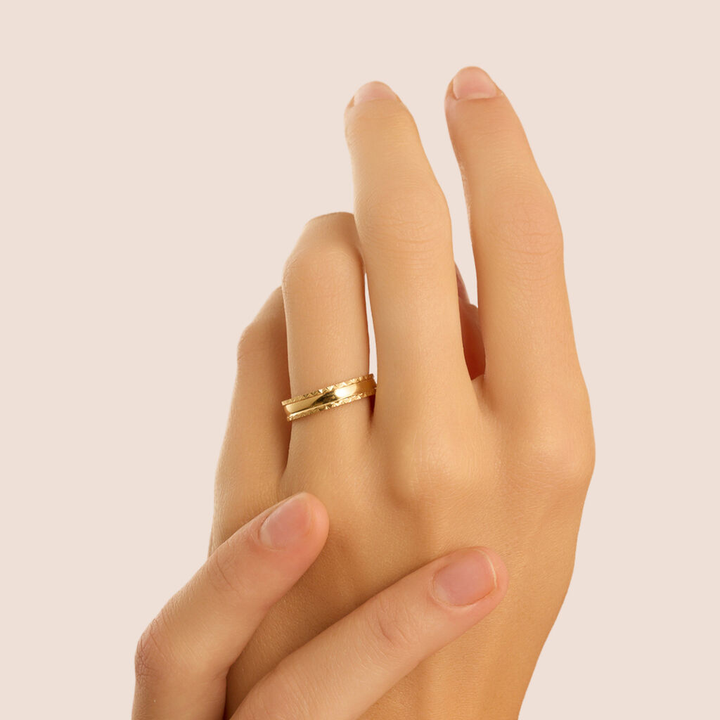 Fede Classica Diamantata 4 mm Oro Giallo