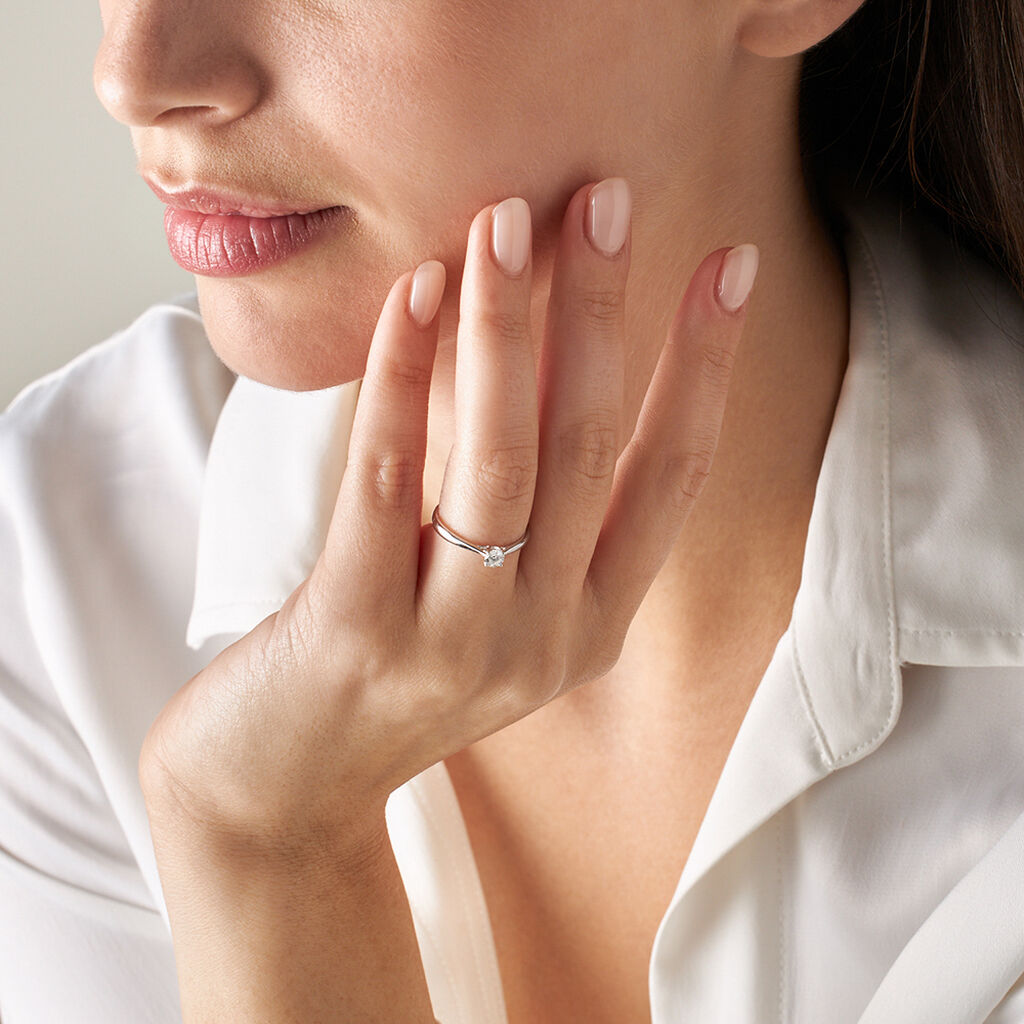 Anello Solitario Grace Oro Bianco Diamante - Anelli con Pietre Donna | Stroili