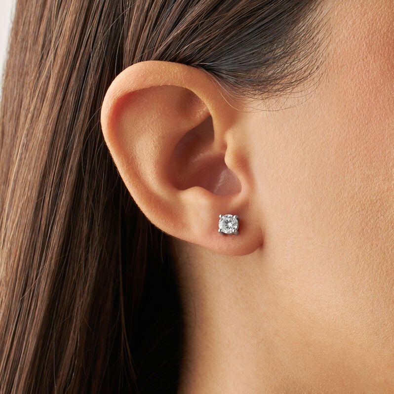 Orecchini Lobo Punto Luce Diamade Oro Bianco Diamante Lab-Grown - Orecchini a Lobo Donna | Stroili