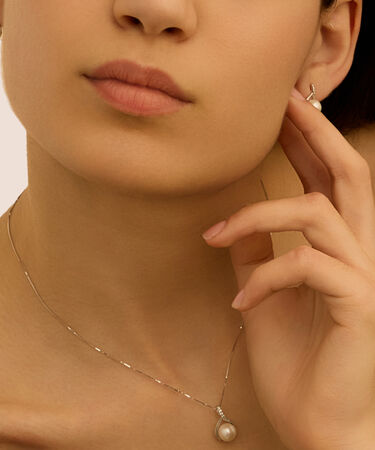 Collana Gabrielle Oro Bianco Perla D'Acqua Dolce Cubic Zirconia