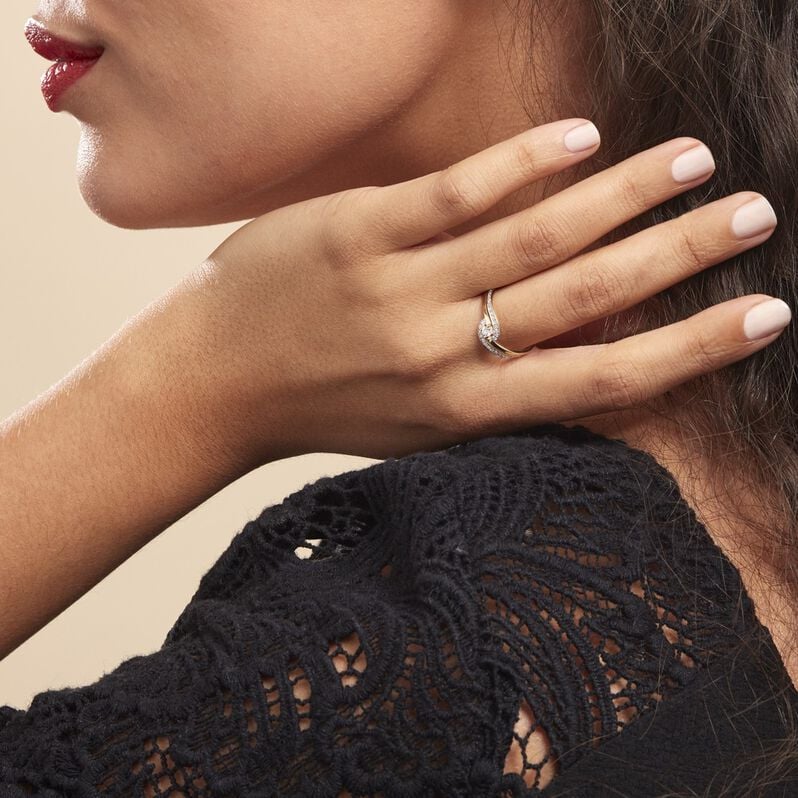 Anello Solitario Sophia Oro Giallo Diamante - Anelli con Pietre Donna | Stroili