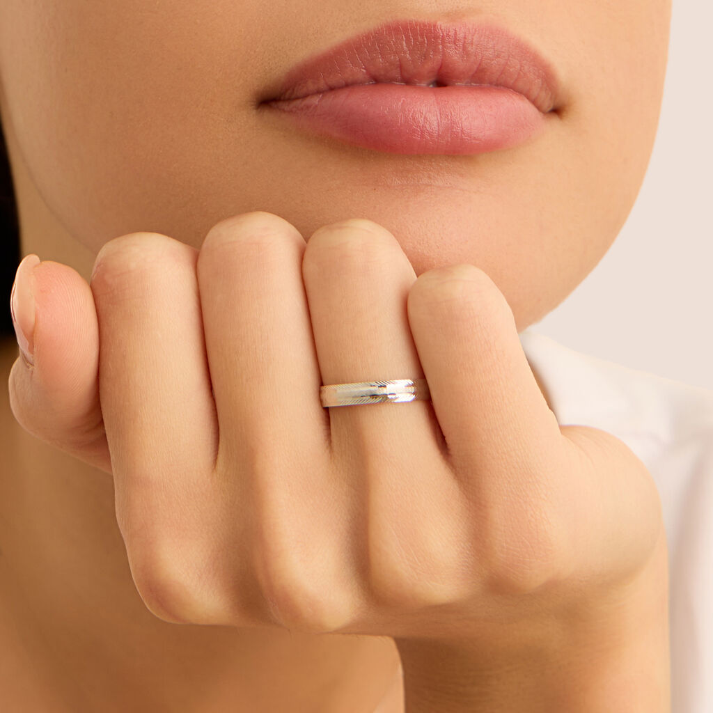 Fede Classica Diamantata 3 mm Oro Bianco - Anelli con Incisione Donna | Stroili
