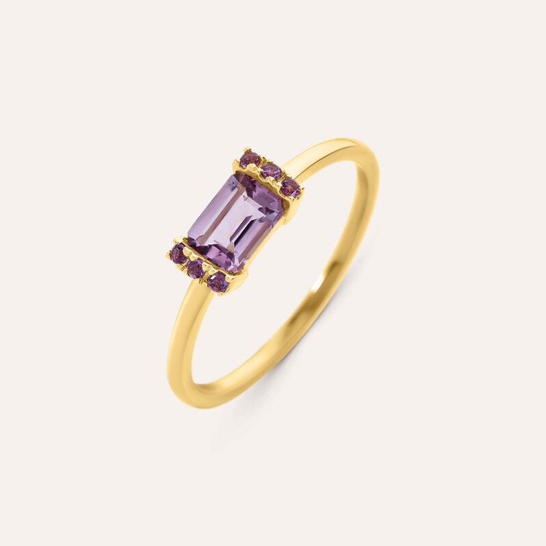 Anello Solitario Am&eacute;lie Oro Giallo Ametista - Anelli con Pietre Donna | Stroili
