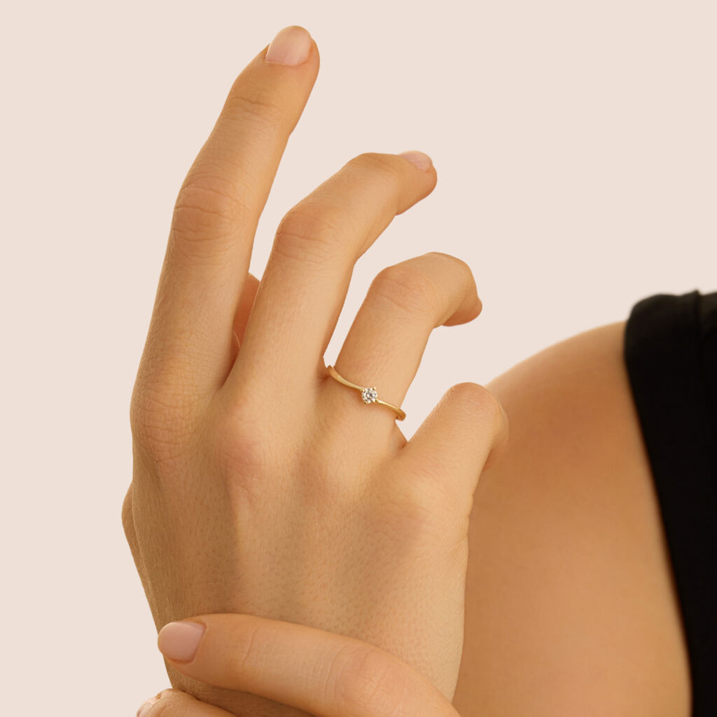 Anello Solitario Claire Oro Giallo Cubic Zirconia