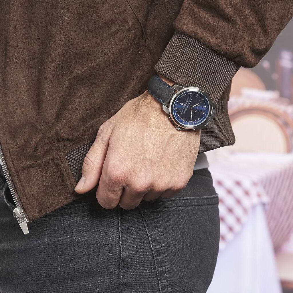 Orologio Al Quarzo Maserati Successo R8851121003 - Orologi con Datario Uomo | Stroili