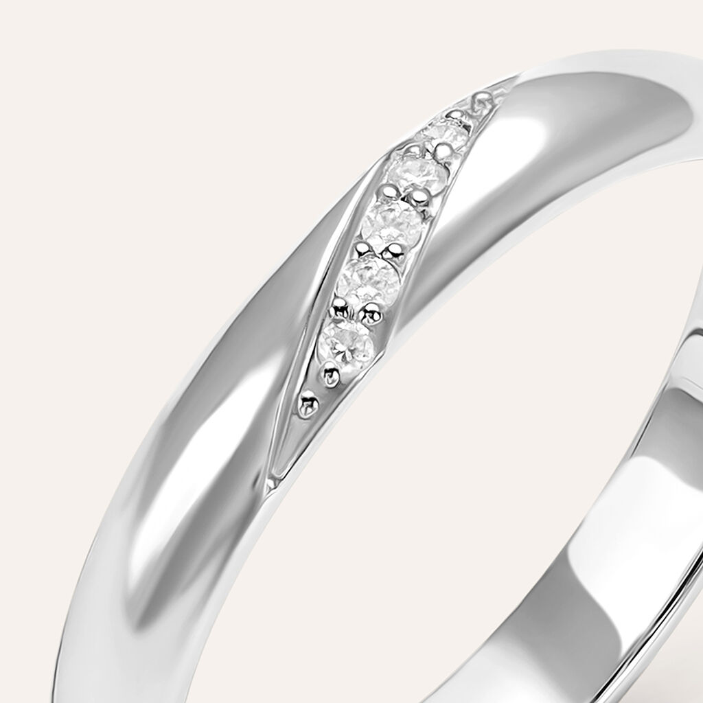 Fede Comoda 3 mm Oro Bianco Diamante - Anelli con Incisione Donna | Stroili