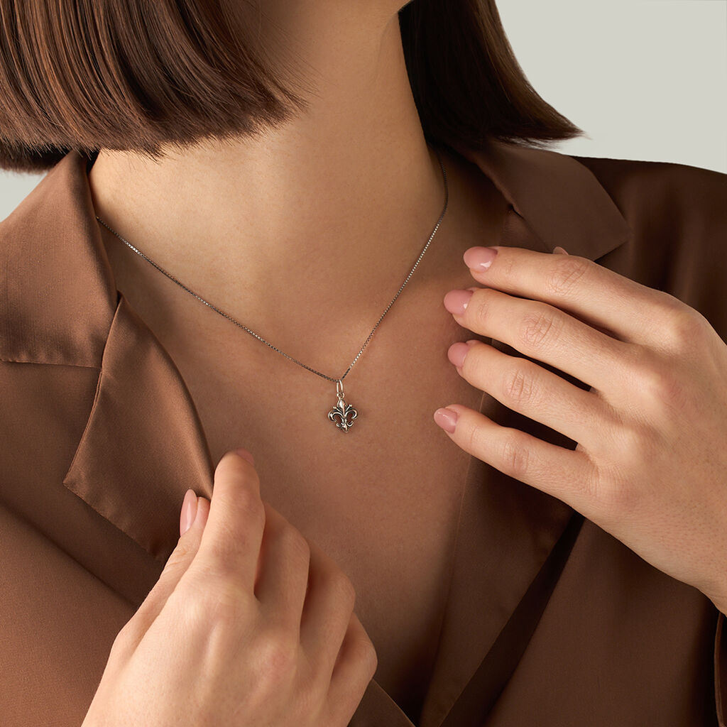 Pendente Saluti&Baci Giglio Love Beats Argento Rodiato - Ciondoli Donna | Stroili