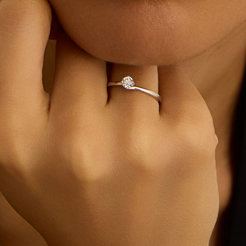 Anello Solitario Valentino Diamade Oro Bianco Diamante Lab-Grown - Anelli con Pietre Donna | Stroili