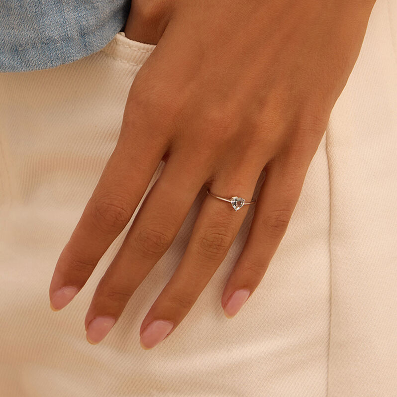 Anello Solitario Am&eacute;lie Oro Bianco Topazio - Anelli con Pietre Donna | Stroili
