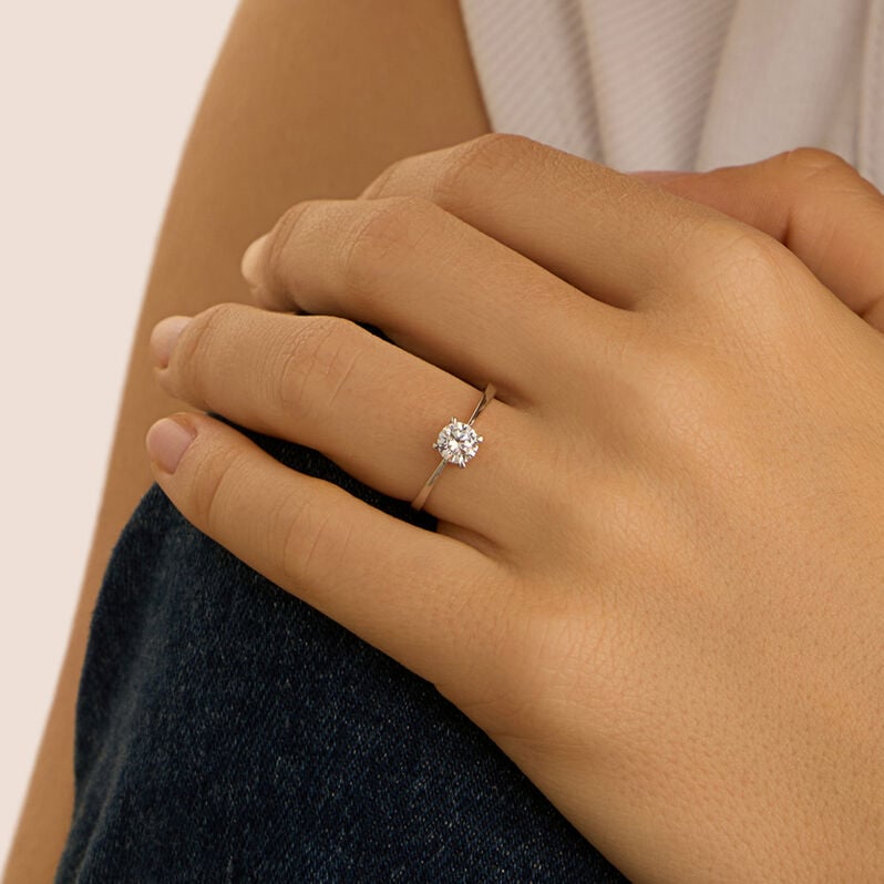 Anello Solitario Claire Oro Bianco Cubic Zirconia - Anelli con Pietre Donna | Stroili