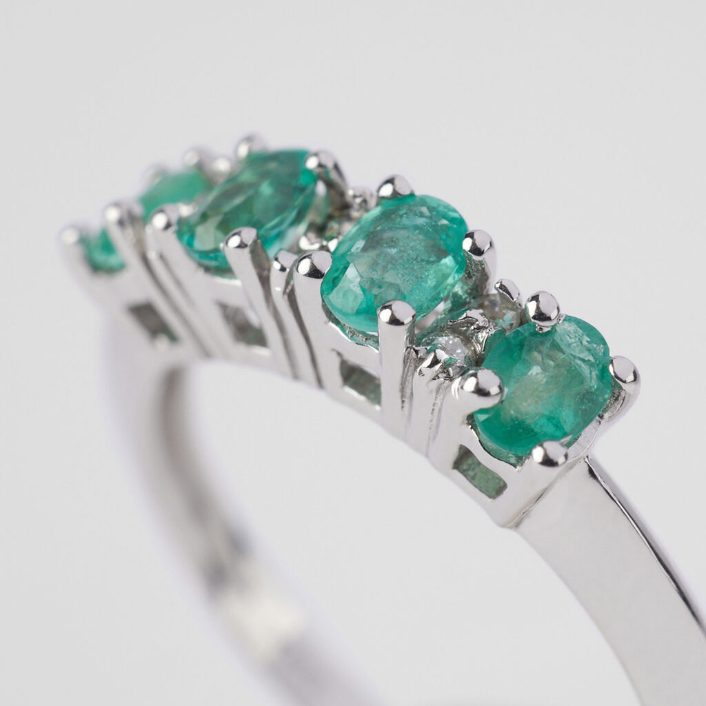 Anello Riviere Charlotte Oro Bianco Smeraldo Diamante - Anelli Riviere Donna | Stroili