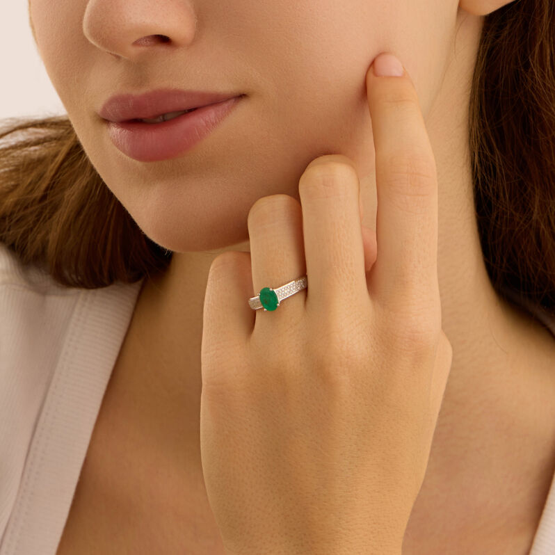 Anello Solitario Charlotte Oro Bianco Smeraldo Diamante - Anelli con Pietre Donna | Stroili