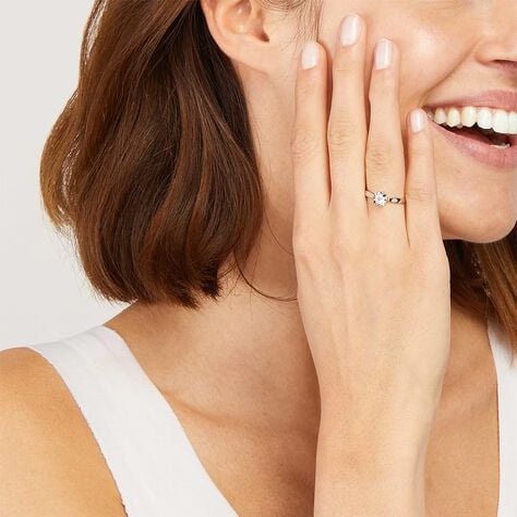 Anello Solitario Diamazing Oro Bianco Diamante Tondo - Anelli con Pietre Donna | Stroili