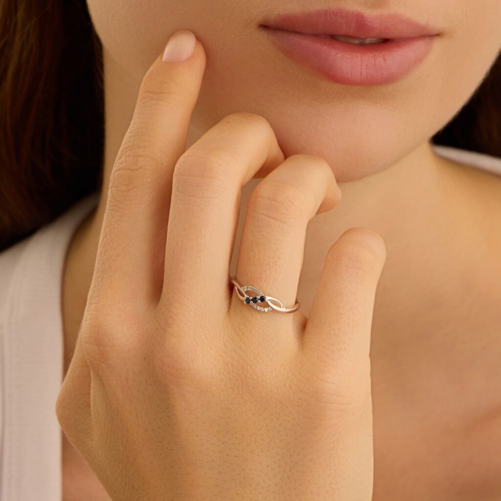 Anello Fantasia Charlotte Oro Bianco Zaffiro Diamante