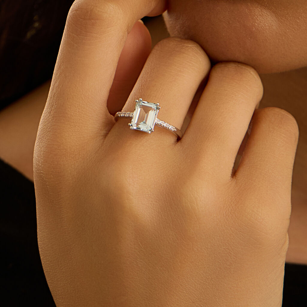 Anello Solitario Acquamarina Oro Bianco Acquamarina Diamante