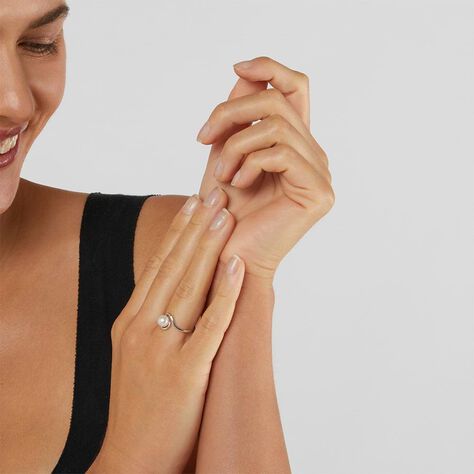 Anello Solitario Gabrielle Oro Bianco Perla D'Acqua Dolce - Anelli con Pietre Donna | Stroili