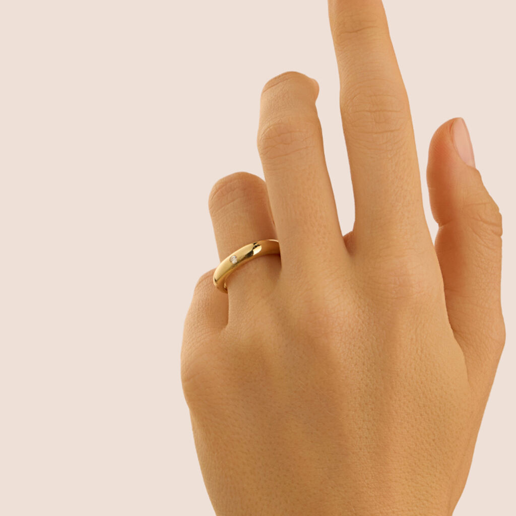 Fede Classica Leggera 4 mm Oro Giallo Diamante