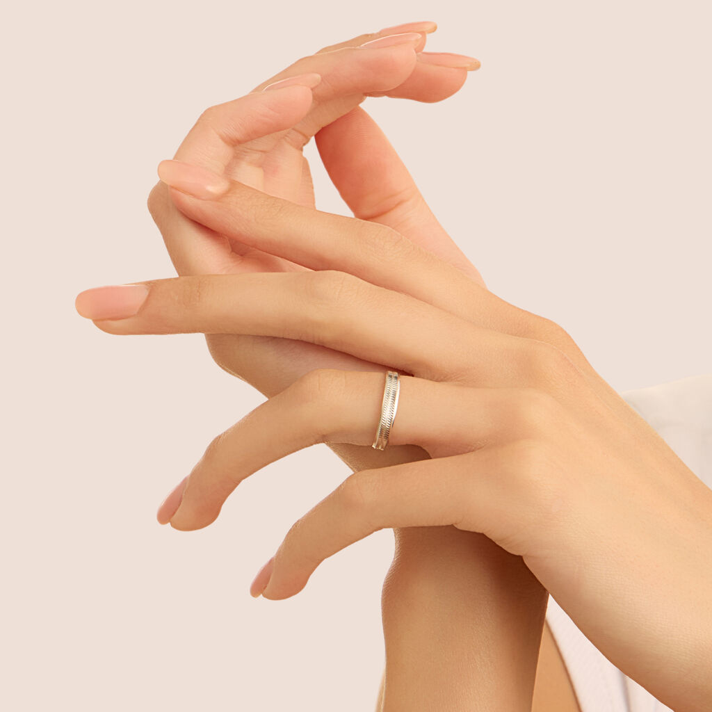 Fede Classica Diamantata 3.3 mm Oro Bianco - Anelli con Incisione Donna | Stroili