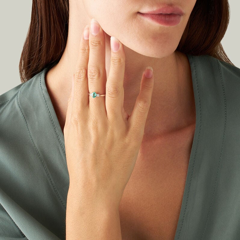Anello Solitario Elizabeth Crown Oro Bianco Smeraldo Diamante - Anelli con Pietre Donna | Stroili