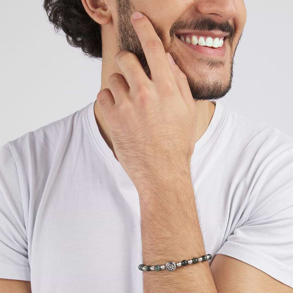 Bracciale elastico pietre verdi. grigie e blu con dettaglio timone acciaio - Bracciali Uomo | Stroili