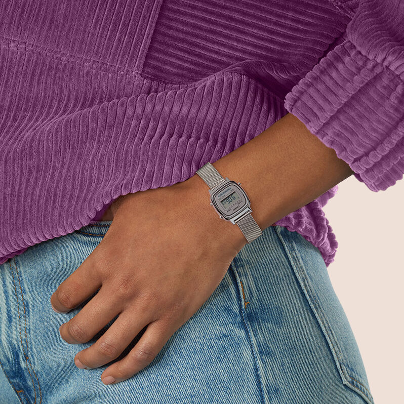 Orologio Al Quarzo Casio Vintage La670wem-7ef (so Sett) - Orologi a Maglia Milanese Donna | Stroili