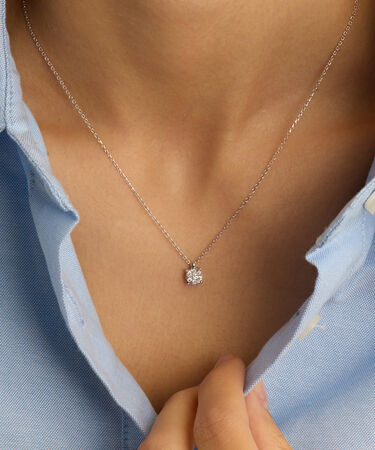 Collana Punto Luce Petali Oro Bianco Diamante