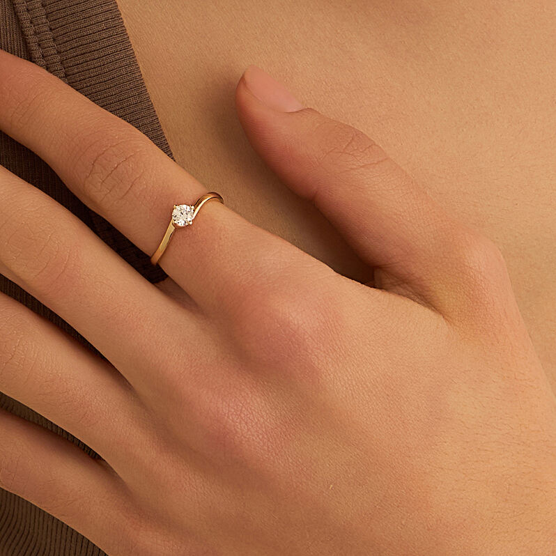 Anello Solitario Claire Oro Giallo Cubic Zirconia - Anelli con Pietre Donna | Stroili