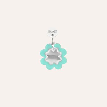 Piccolo fiore mio. Charm in argento 925 rodiato e smalto