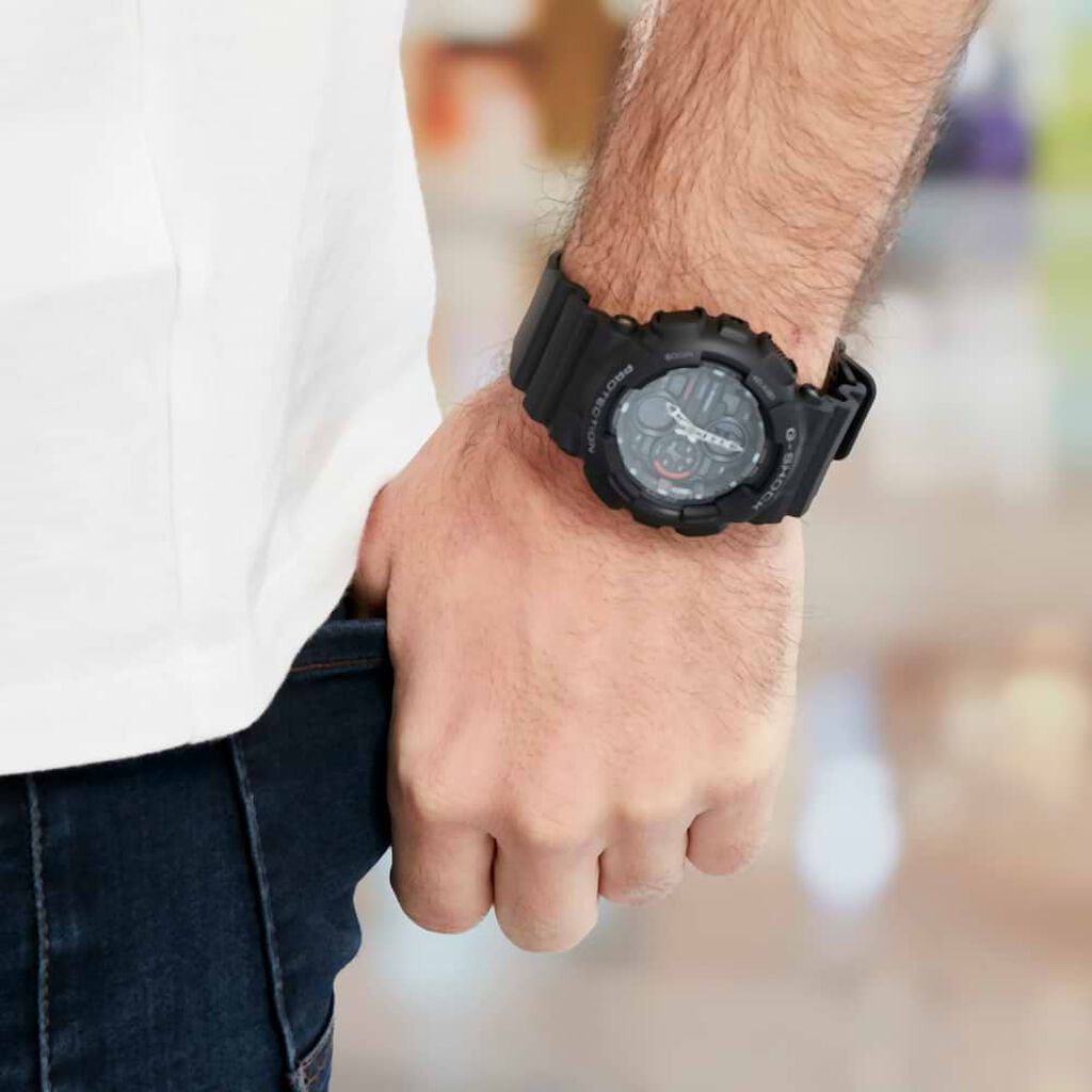 Orologio Al Quarzo Casio G-shock Ga-140-1a1er - Orologi Sportivi Uomo | Stroili