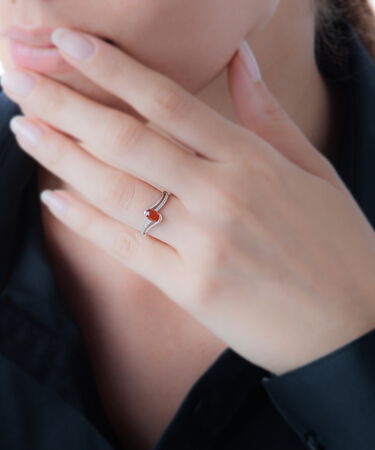 Anello Charlotte Oro Bianco Smeraldo Diamante