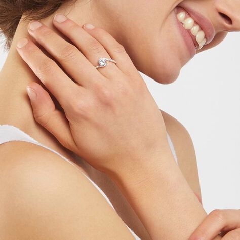 Anello Solitario Claire Oro Bianco Cubic Zirconia - Anelli con Pietre Donna | Stroili