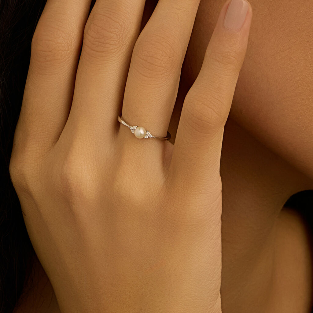 Anello Solitario Gabrielle Oro Bianco Perla D'Acqua Dolce Cubic Zirconia - Anelli con Pietre Donna | Stroili