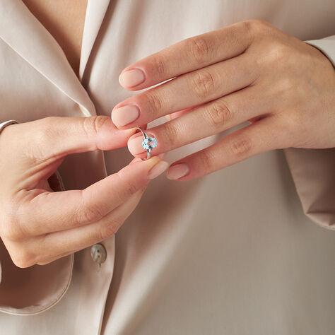 Anello Solitario Amélie Oro Bianco Topazio - Anelli con Pietre Donna | Stroili