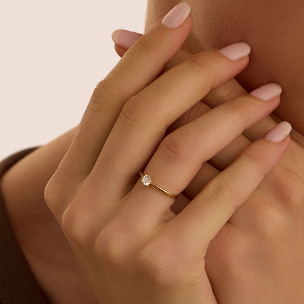 Anello Solitario Claire Oro Giallo Cubic Zirconia