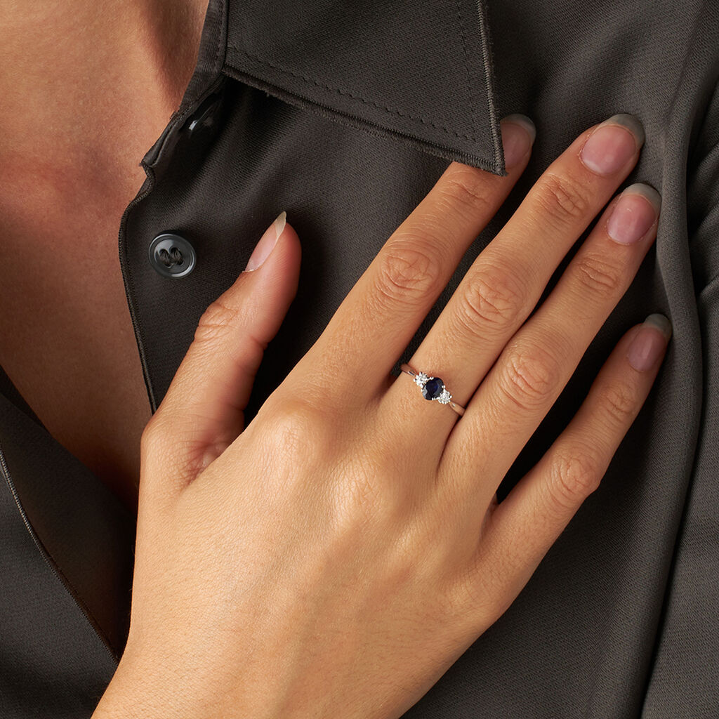 Anello Solitario Elizabeth Crown Oro Bianco Zaffiro Diamante - Anelli con Pietre Donna | Stroili
