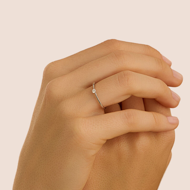 Anello Solitario Grace Oro Bianco Diamante - Anelli con Pietre Donna | Stroili