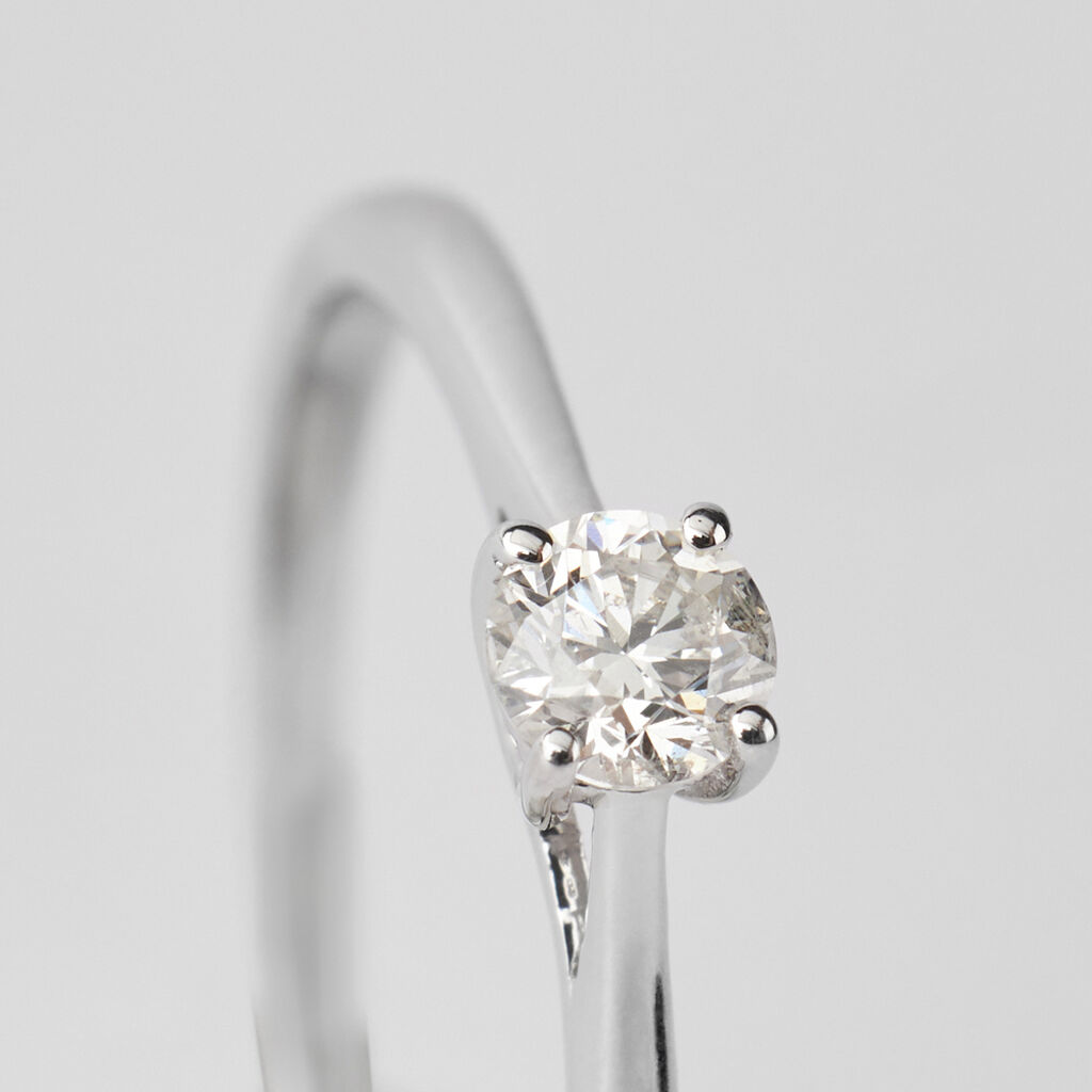 Anello Solitario Grace Oro Bianco Diamante - Anelli con Pietre Donna | Stroili